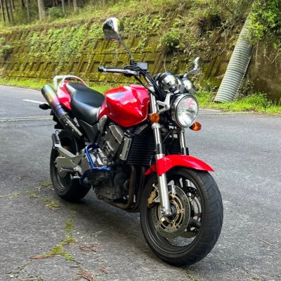 無言フォロー失礼します🙇♂️LS460前期は令和3年4月に降りました ミーティング等誘ってくれた方ありがとうございました。 車弄りは卒業しました😛 /低脳レオン足🤤/クレーンオペ/単車はHornet900/250DX/猫/ミニオン/ 人間中身大事マン/