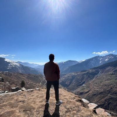 expe10's profile picture. Left---------logic--------right.