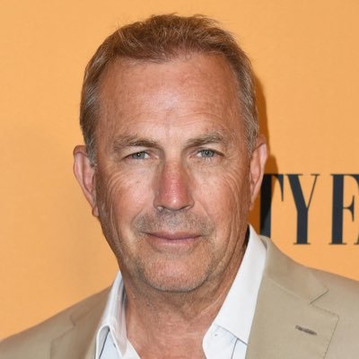 Kevin Costner is here again thank you’ll for your support ❤️❤️❤️