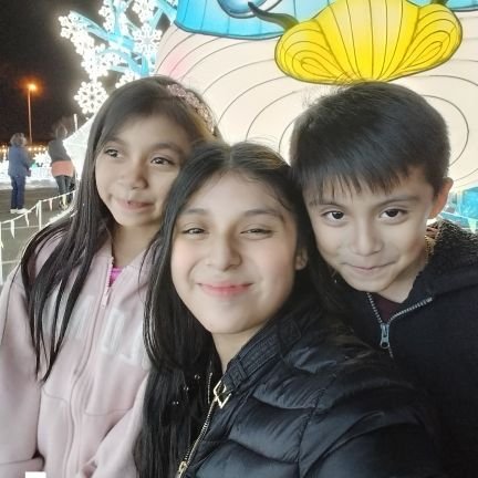 ChicajDiana's profile picture. 