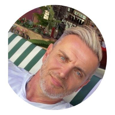 1ouski's profile picture. 