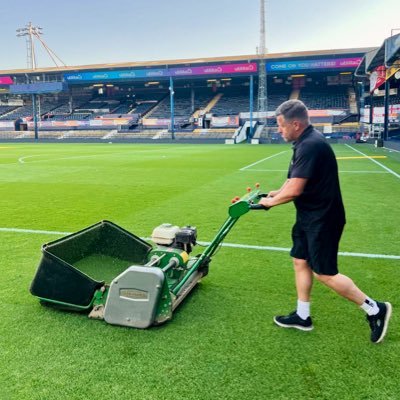 Groundsman Wes