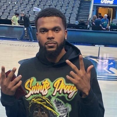 rmason504's profile picture. 