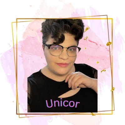 Queer, 28, and feral goblin extraordinaire! Amateur professional DM.
