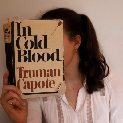 tales_tara's profile picture. Dropping my thoughts here.