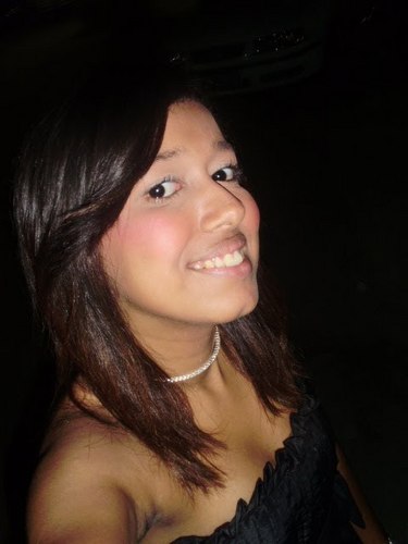 - Noiva , , Serva ,, Filha ,, E uma mulher apaixonada por Deus ..e engrandecida por tudo que tens feito em minha vida .