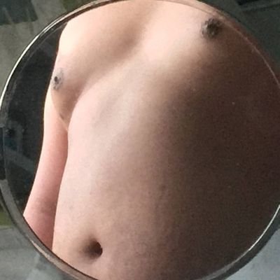 Doodle_Candy_'s profile picture. Chubby/stocky. ⬇️ & ↔️. Just my 'liking/retweeting kalat' account