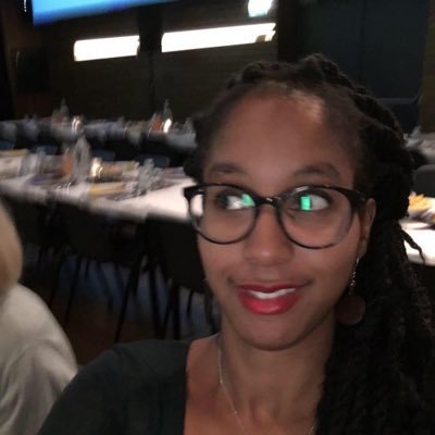 Curious and critical human. Passionate about inclusive education. Holocaust and slavery memory researcher. Lotr, Star Wars and Marvel geek. Mother of 3.