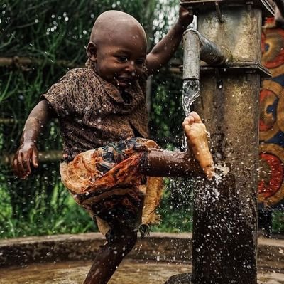 HoldMyZol's profile picture. Can we just have fun in peace and just go back to our places safely.