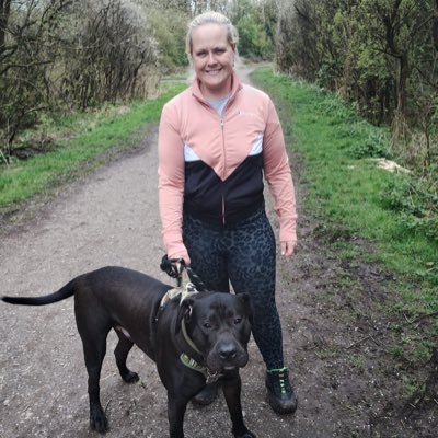Mum of 3 hooman and 1 Presa pup. Wife to 1 🤣. Fuelled on coffee ☕️. Loves running 🏃🏼♀️, cycling🚴♀️, being outdoors 🏕, travelling and having adventures.