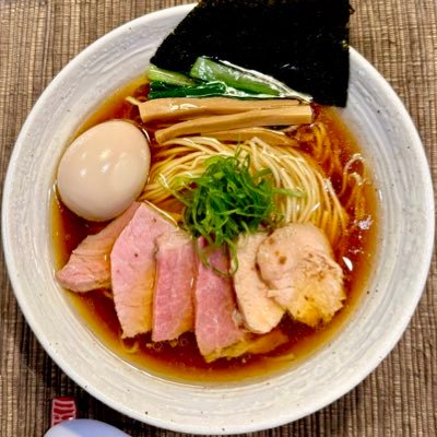 ラーメン食べ歩きが趣味になりつつあります。主に東京、神奈川あたりのラーメンを投稿していこうと思いますのでよろしくお願いします。のてぃこ勝手に飯テロAward最高金賞受賞。 Instagram → https://t.co/3JCOJvq7ES