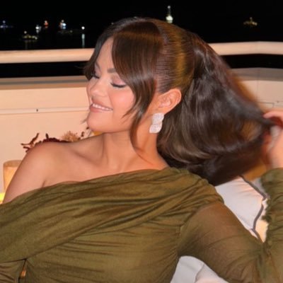 missedsouvenir's profile picture. you got a fetish for my love’