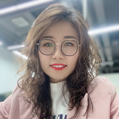 Bella12407982's profile picture. As busy as bee.