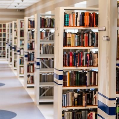 SalmaBawani's profile picture. impossible is just an opinion ✨
I'm walking on never ending path of success💫