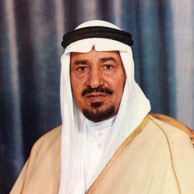 مهتم بتاريخ وبالخصوص تاريخ المملكة العربية السعودية. وجمع المقتنيات القديمة