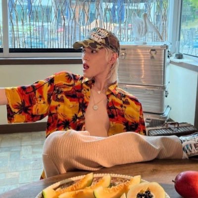 graysons_real's profile picture. Here to support my babes bc they inspire me sm♥️& you too dm me if you need anything Donate here: https://t.co/sSs5FziAay