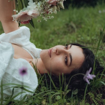 GiordanoLaure's profile picture. Silver Prod USA x Dream Team Agency • Swing Juliette in Romeo et Juliette • Swing Bernadette x Toinette in Bernadette de Lourdes