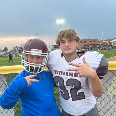 2027 | IHS | 3.1gpa | LB/RB | 355 squat | 225 bench | 319-271-0170 | football wrestling track| 5’5 150lb| sethj7571@gmail.com | 319-271-0170