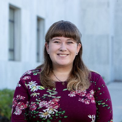Editor @ORCapChronicle, Capitol press corps president, @spjoregon board member. Past reporting in AZ, NE, IA. Bookworm, cat mom, national park geek.