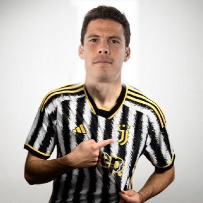 Juventus⚪️⚫️ #FinoAllaFine • Il profeta unico trequartista della Giuve dopo il 2017🇧🇷•