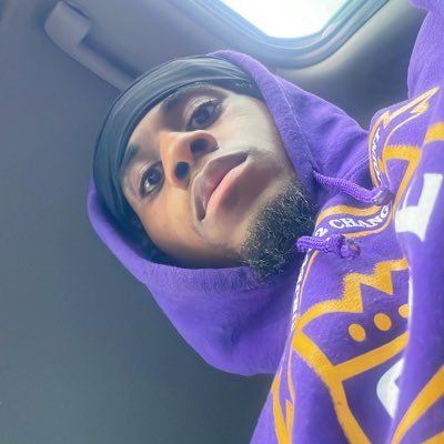 Currently working on learning how to actually live. Welcome to my organic thoughts | ΩΨΦ 🫵🏾