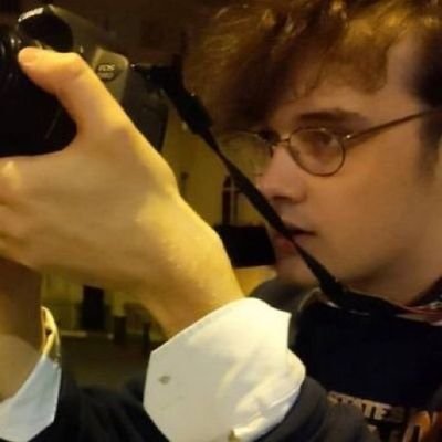 wifebur's profile picture. proboobsinmyface ccs blocked weird girl obsessed with evil men