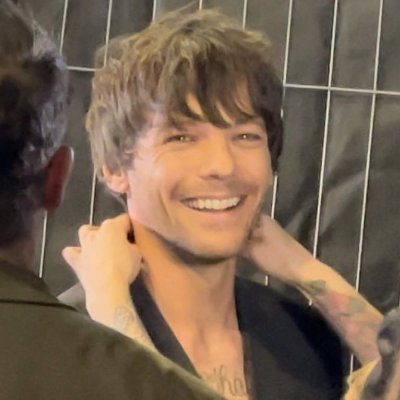 houciegirl's profile picture. i'm just thinking about you (louis)