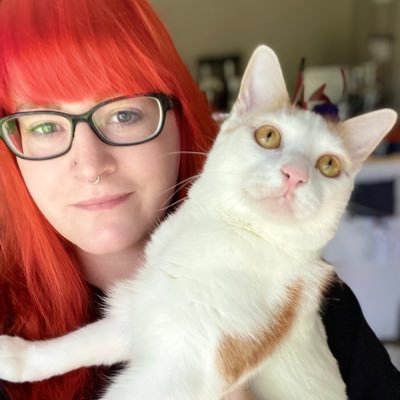 hiiroges's profile picture. 30 // she/her // crazy cat lady // full of bad decisions