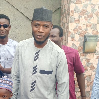 IdrisAlhas41007's profile picture. bb auwal