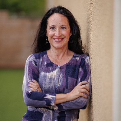 Lori_onamission's profile picture. Lori Young is an online business manager and founder of On a Mission Brands. She helps ambitious changemakers scale their business to new heights.