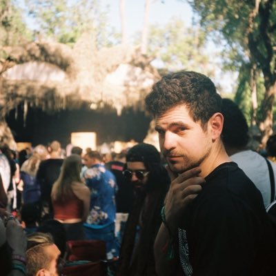 _Humdinga's profile picture. I do music things & watch soccer wbu