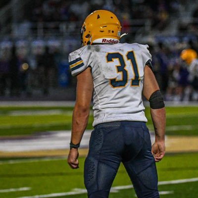 6,2 | 220 | RB/LB | Ferndale high school, WA | c/o 2025 |