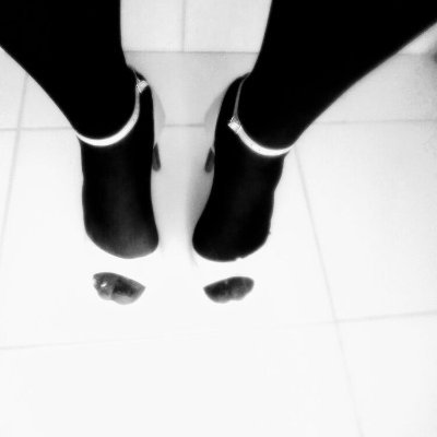 Crossdresser ativo, que usa lingerie e salto alto...