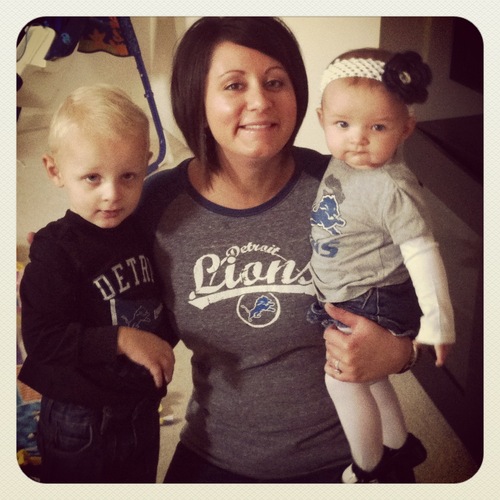 God has blessed me with a blessed and full life! I am a wife and a mom of two cute kids and I love being able to be home with them!