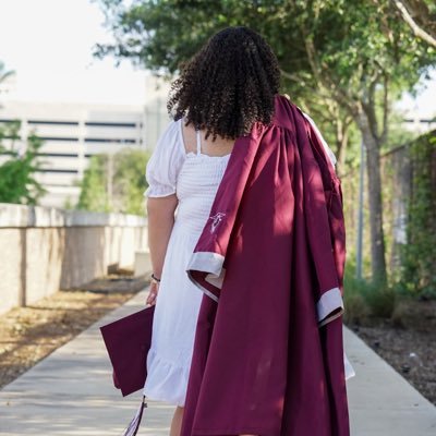 Melanie3stars_'s profile picture. 🌸 Mañana será bonito 🌸 class of 2024 👩🏻‍🎓 ❤️