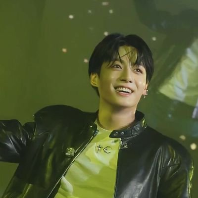 BTS💜ARMY
ot7
آرمیم و به آرمی بک میدم💜آرمی لطفا فالو کنه فقط
(Fan Account)