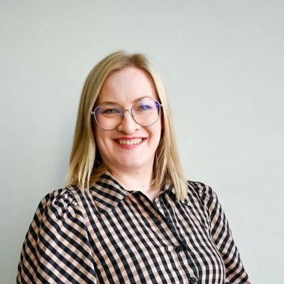 SuviUusitalo's profile picture. Viestintäpäällikkö @VSyrittajat ▫️ VTM ▫️ politiikkaintoilija ▫️ Mielipiteet omia, vitsitkin yleensä