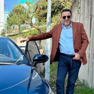 Sen sabret çünkü zaman sabretmez.