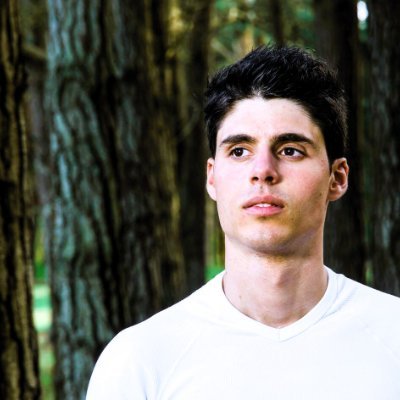 Youngwayne1997's profile picture. iOS developer, decade of experience. Sharing insights to empower businesses & developers. Connect for expert iOS tips.
