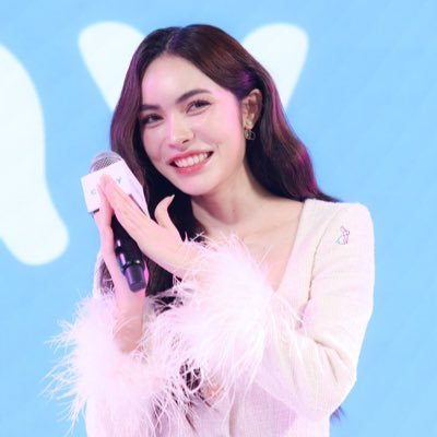 aomam_Smiley's profile picture. Support ENGLOT Always 🩵🤍🐶🐰