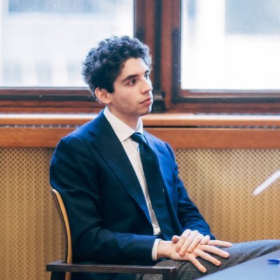 galin_marc's profile picture. • Etudiant-entrepreneur et ghostwriter d'une fortune du top 300 France.

• Objectif : devenir ghostwriter à temps plein à la fin de mes études de droit.