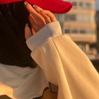 Souhaila22_3's profile picture. 