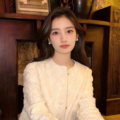 hashiko0808's profile picture. 2児の母🪞🕊️𝐽𝑇𝐶総合職(転職経験有⌇農業→宇宙の新規事業)￤週4ジム￤𝑎𝑙𝑙𝑢𝑟𝑒𝑣𝑖𝑙𝑙𝑒￤𝑎𝑛𝑢𝑎𝑛𝑠￤𝑙𝑎𝑢𝑏𝑒𝑏𝑙𝑎𝑛𝑐￤𝑝𝑖𝑙𝑎𝑡𝑒𝑠￤英会話￤たまにのホテルステイと徒然なる日常を綴ります🌿