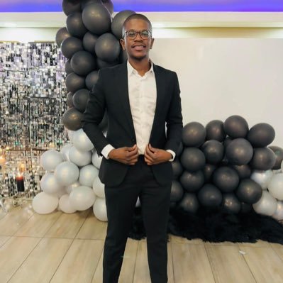 God First 🙏🏽 | Social Runner 🏃🏽| One Heart One Way 💙| Under Construction 🏗️