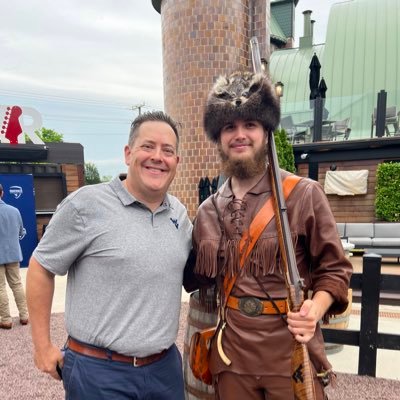 MtneerChris's profile picture. Husband, Dad, faithful servant and Mountaineer 4Life Bay-bay!