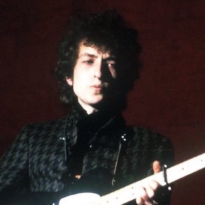 MASTEROFDYKES's profile picture. i have the type of autism that makes you like old white men