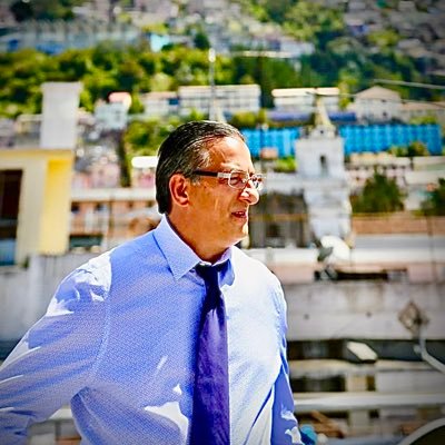 Quiteño, emprendedor, catedrático, político (sp). Comprometido con la libertad, el Orden y el Progreso. #Quitolibre #Ecuador