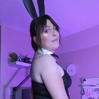 alt account for a fat tgirl | lewdness & kink stuff | 30s | adults only!!🔞| main is @radicaldreamr_