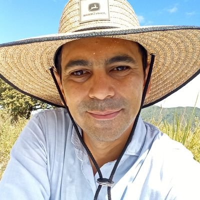 arieladrianr's profile picture. Ing Agronomo, MSc Desarrollo sostenieble
experto en cafes especiales y desarrollo rural. Amor ❤️ por la 🚲