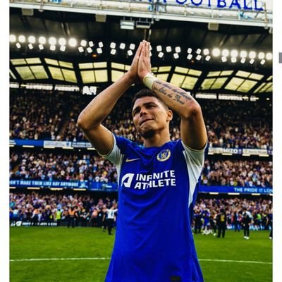 gifolili's profile picture. Chelsea Fan || Gentleman || Let's make World At Better Place 🌎
